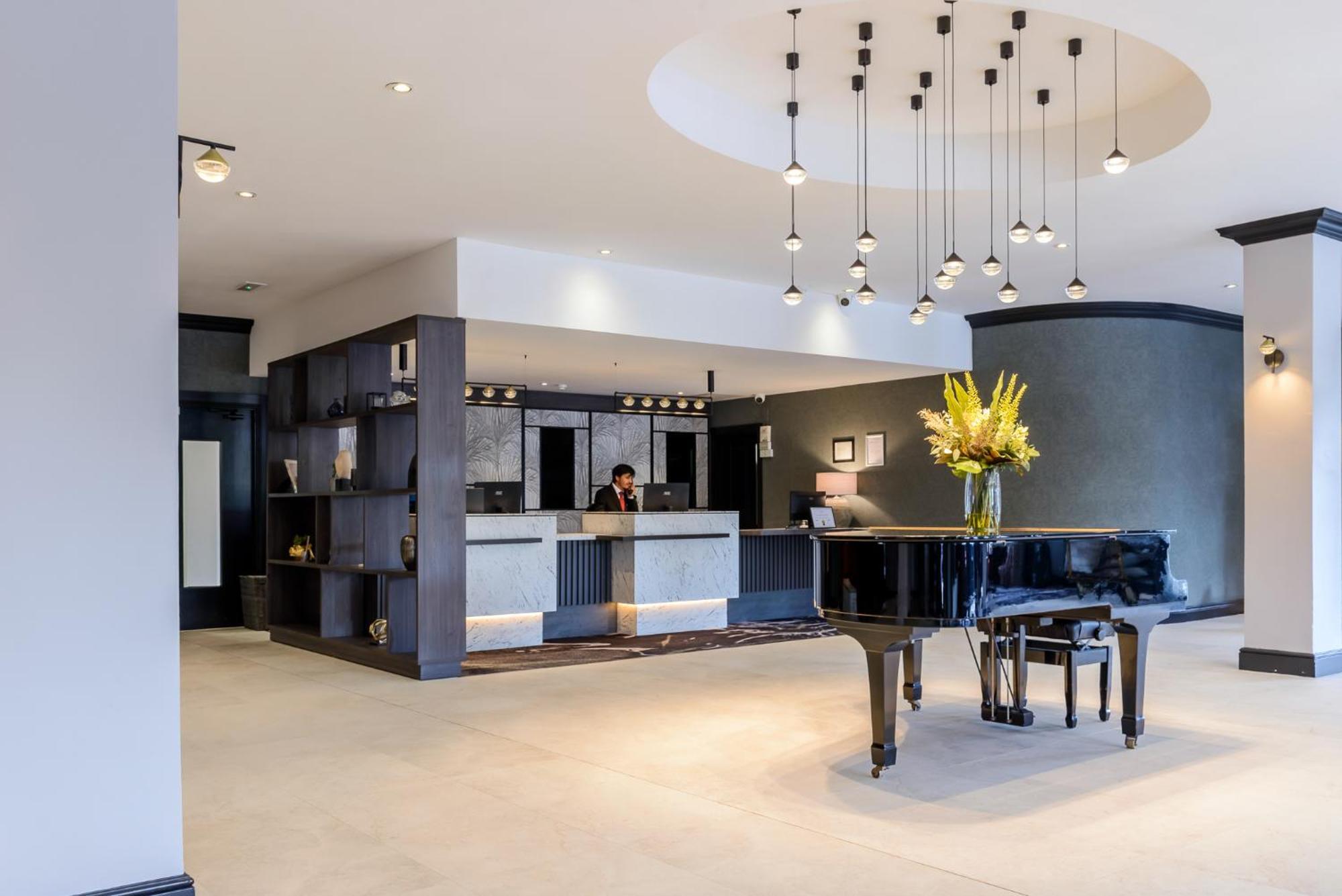 Clybaun Hotel Galway Ngoại thất bức ảnh