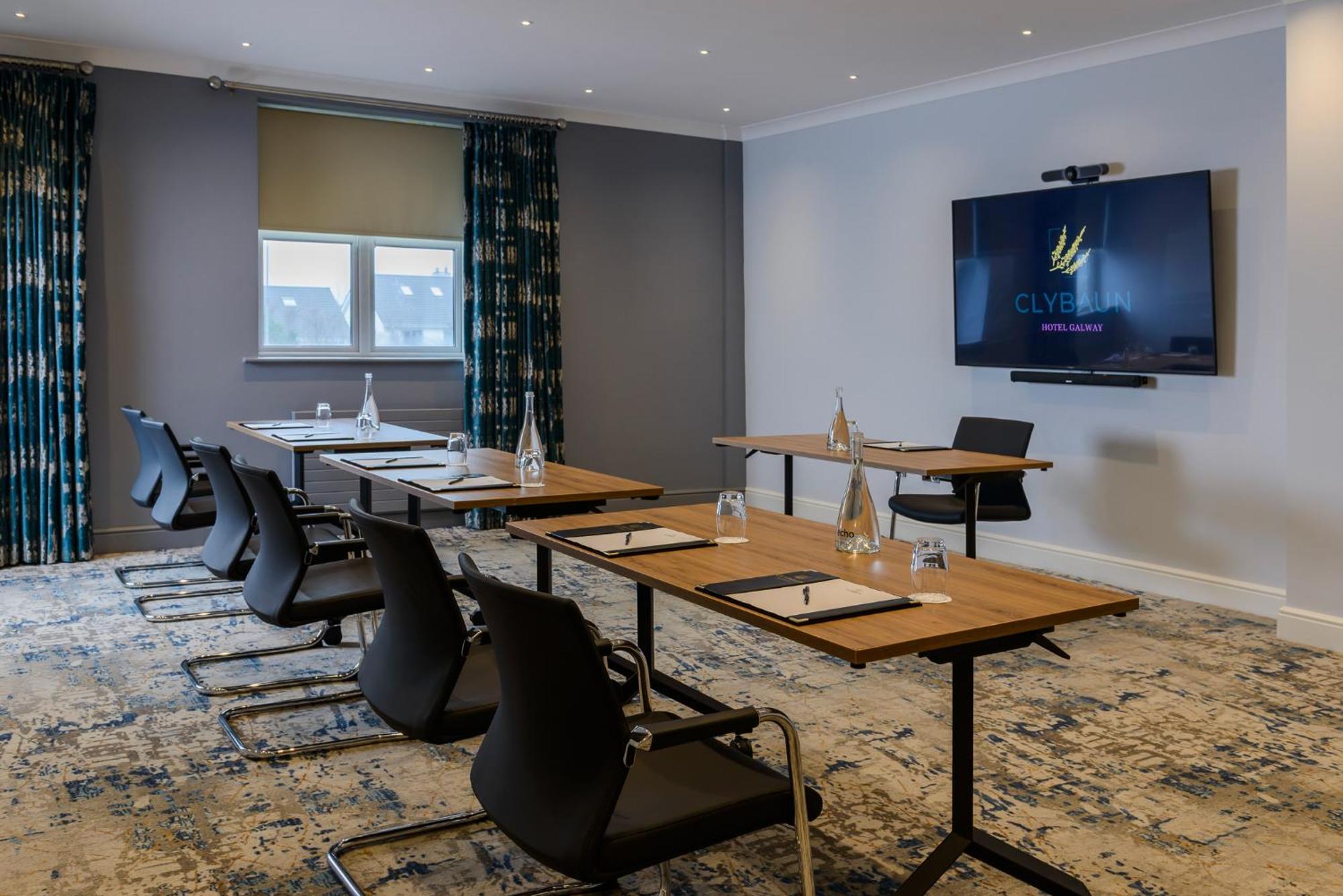 Clybaun Hotel Galway Ngoại thất bức ảnh