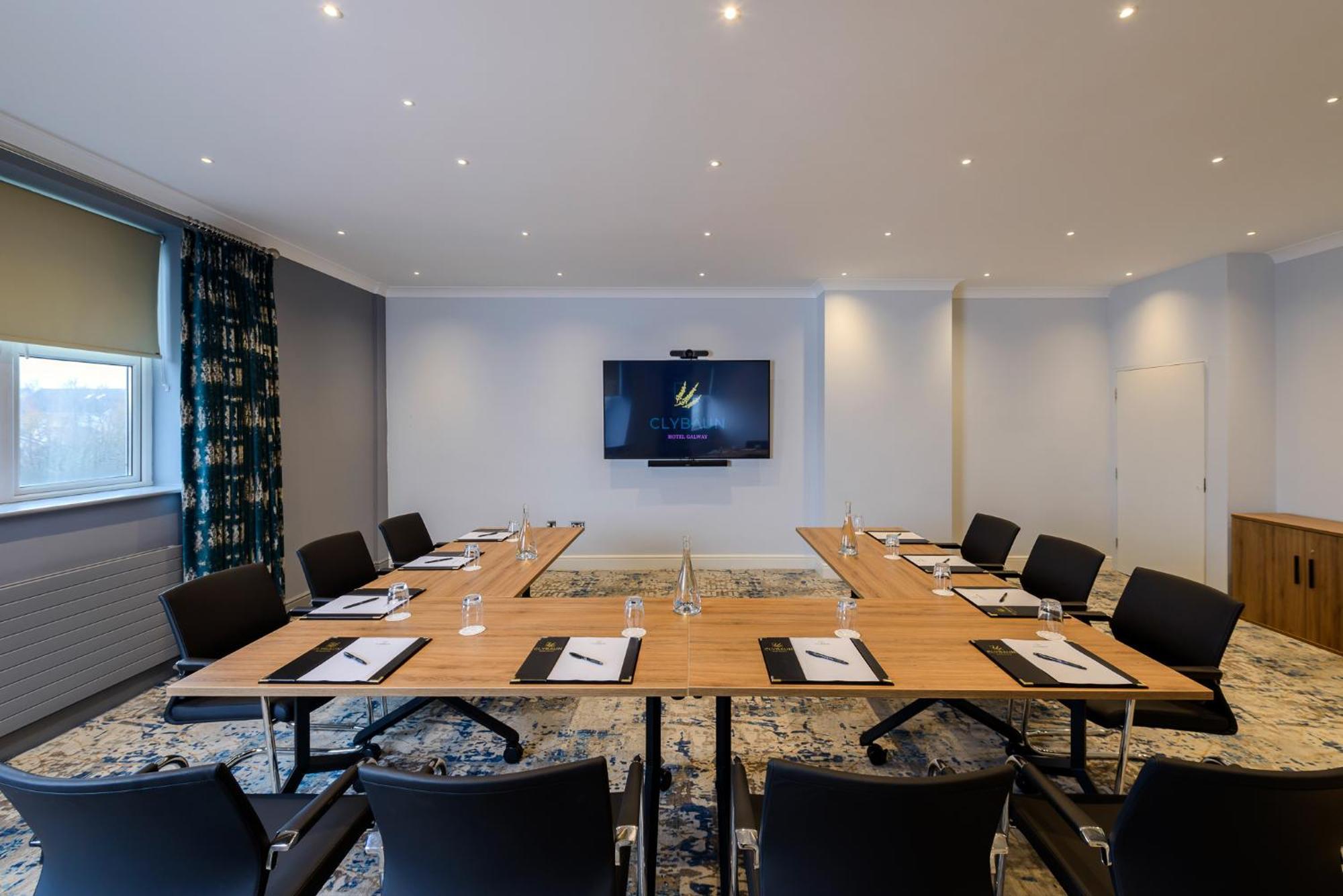 Clybaun Hotel Galway Ngoại thất bức ảnh